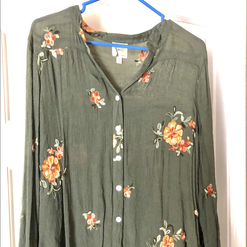 Anthropologie Fig & Flower Top